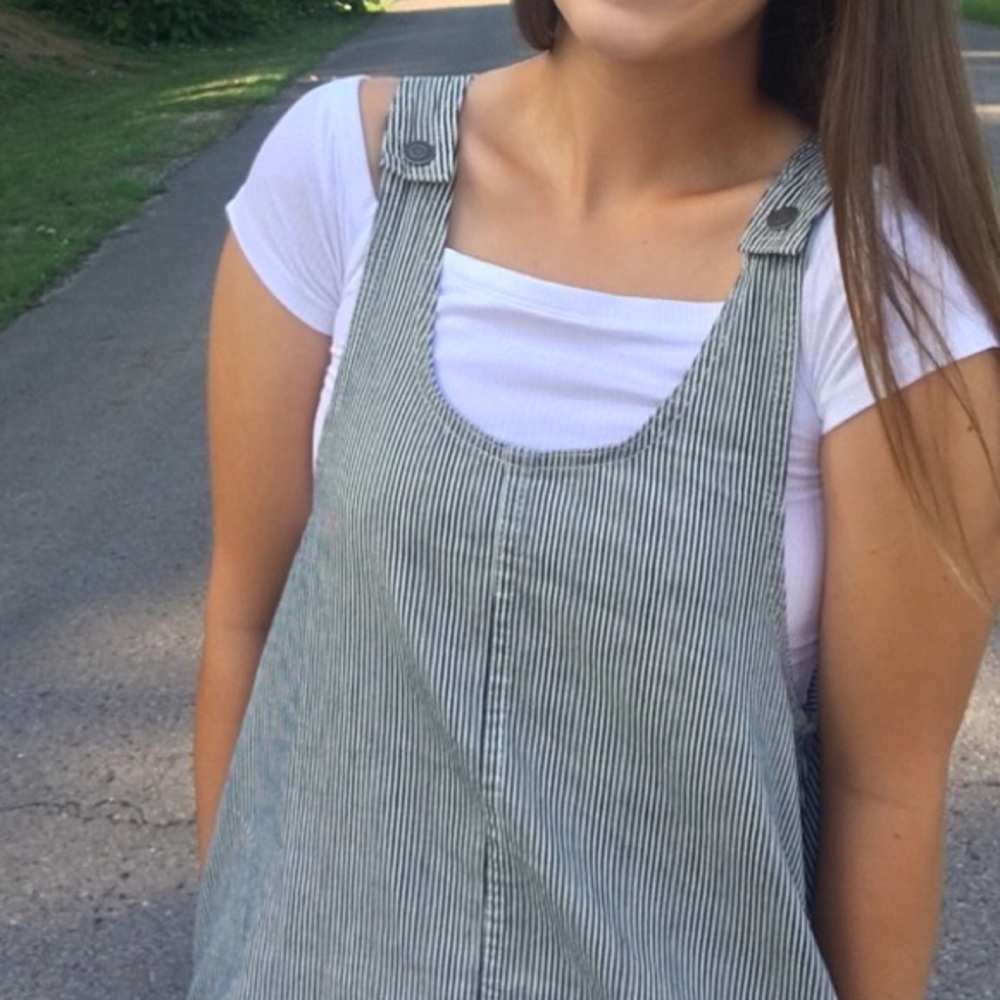 Cute overall dress!!